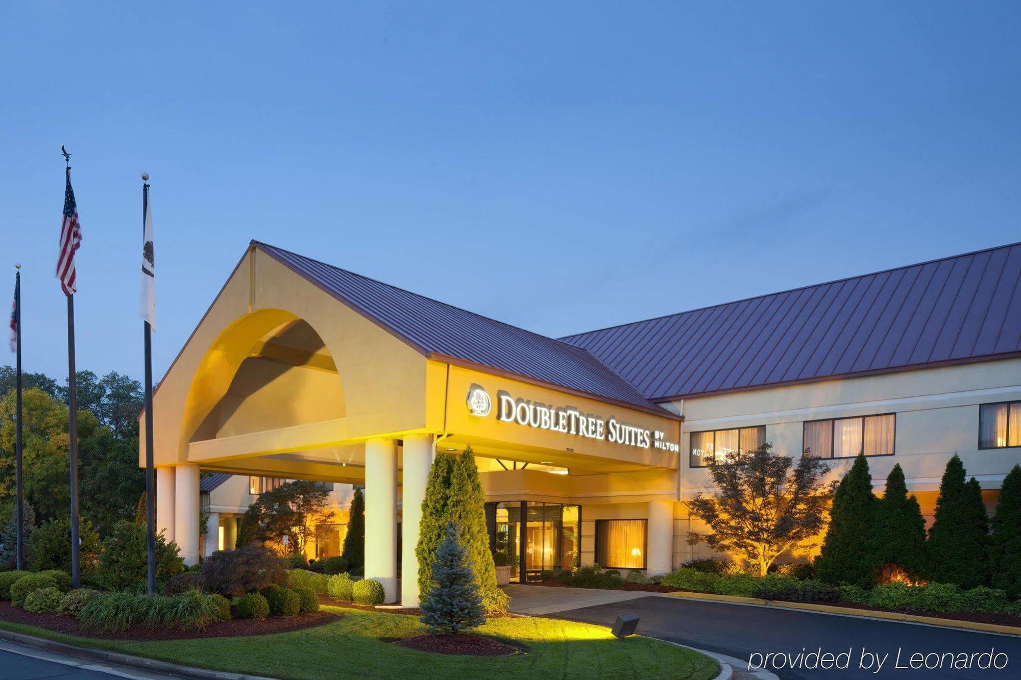 Doubletree Suites By Hilton Hotel Cincinnati - Blue Ash Sharonville Exterior foto